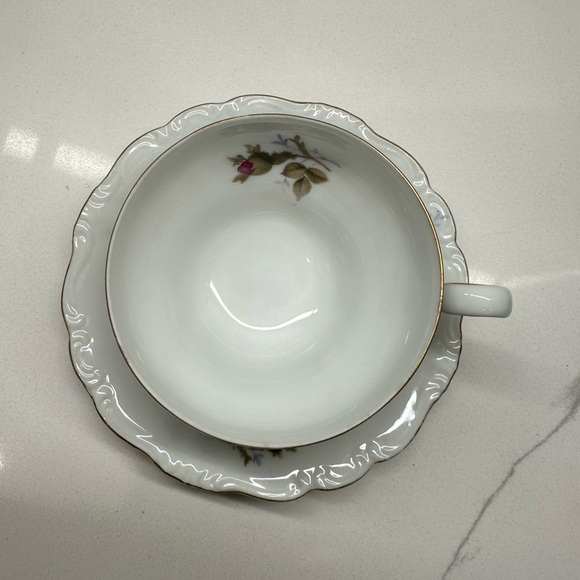 Vintage Tea Cup set: Ohata China Occupied Japan White/Pink Hand Painted Rose Bud - Picture 2 of 5